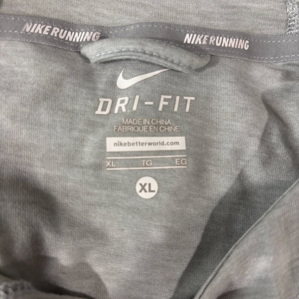 Nike Gray Lightweight Running Hoodie Size XL - Picture 7 of 7